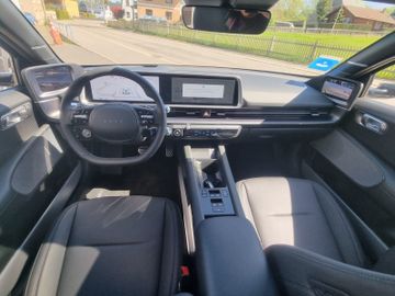 Fahrzeugabbildung Hyundai IONIQ 6 4WD 77,4 325PS UNIQ digitale ASP PanoD.
