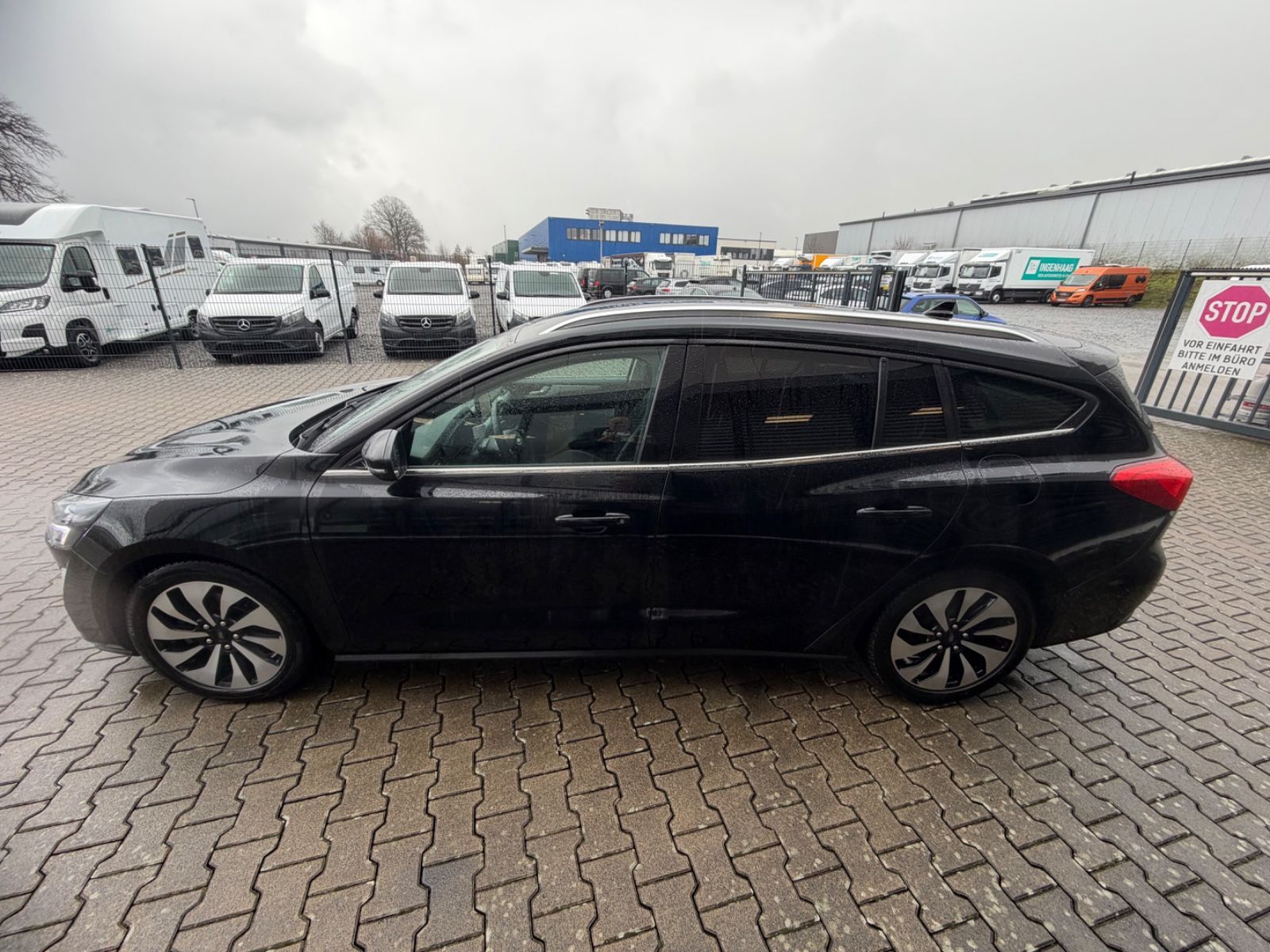 Fahrzeugabbildung Ford Focus Turnier Cool & Connect