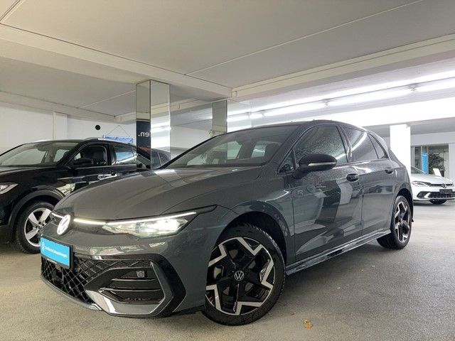 Volkswagen Golf VIII Lim.1.5 eTSI R-Line ACC*Pano*Navi*LMR*