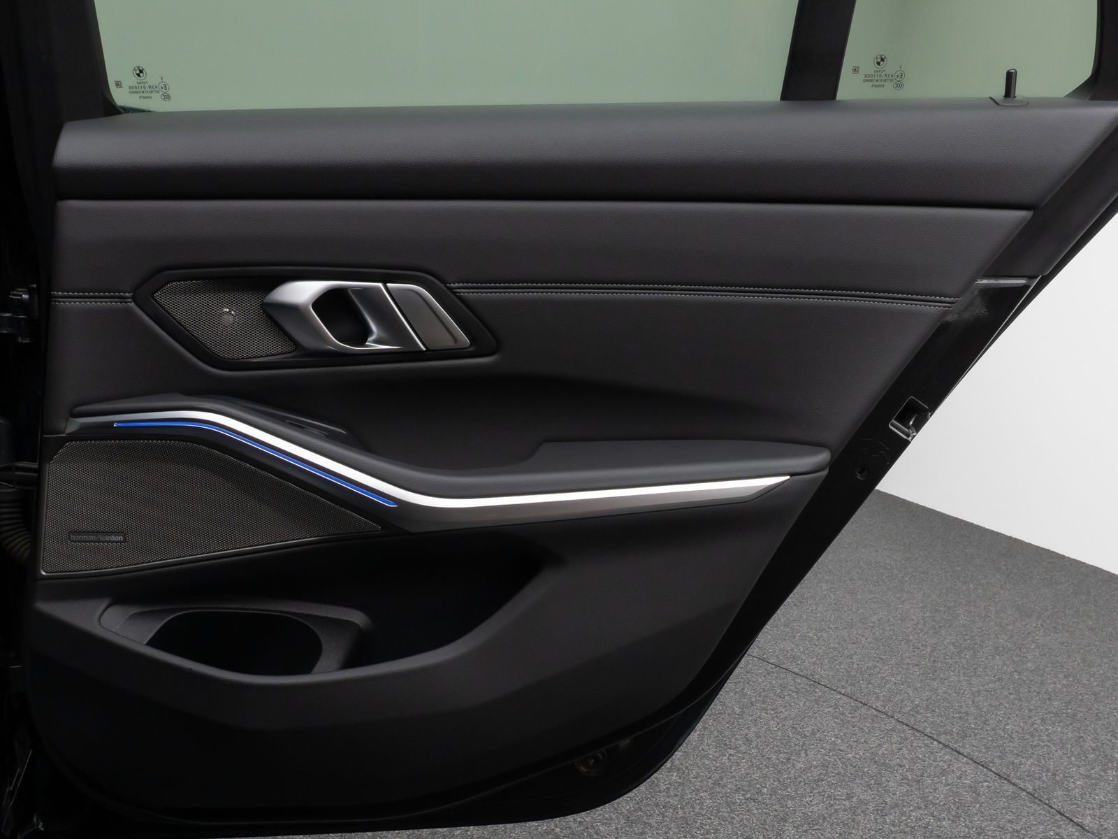 Fahrzeugabbildung BMW 320d xD SportLine Laser HUD DAB H/K Komfort Alar