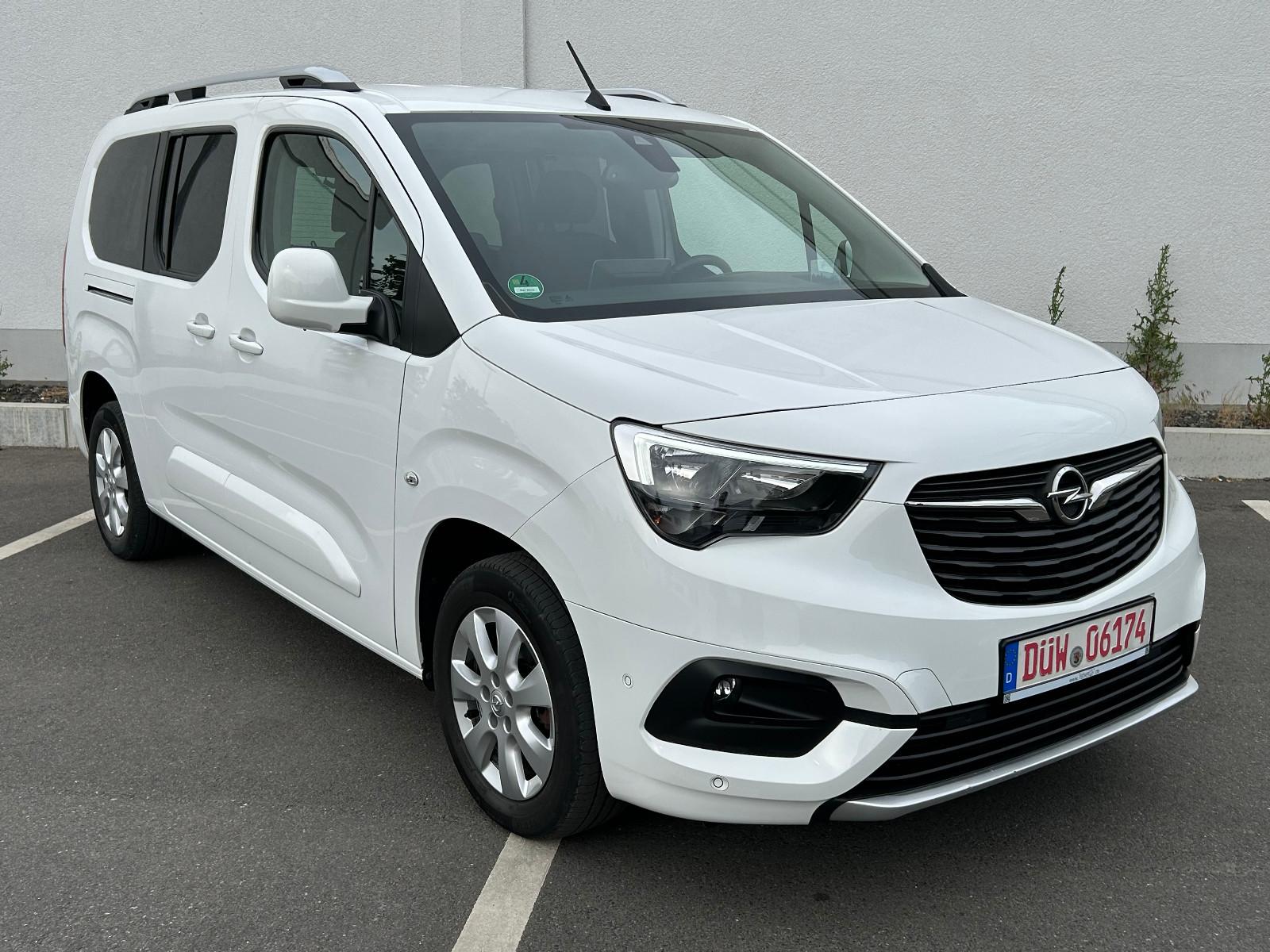 Opel Combo Life Innovation Automatik *Kamera*Navi*PDC