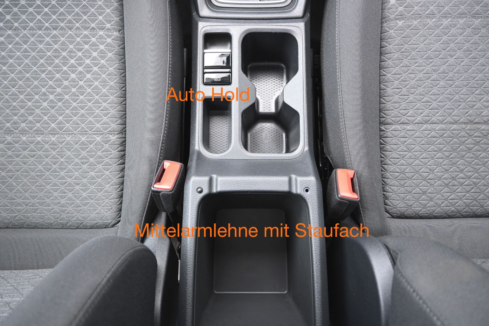 Fahrzeugabbildung Ford Grand Tourneo 2.0 d Titanium Aut °PANO°KAM°8FACH