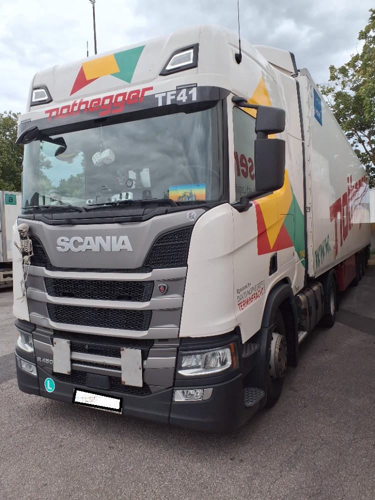 Scania R450