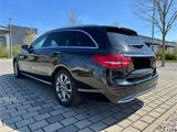 Mercedes-Benz Mercedes C 220d T-Modell 2018 - Mercedes-Benz 220 mit Diesel-Antrieb: Kombi, Automatik