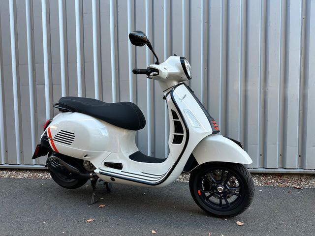 Vespa GTS 300 Supersport E5 weiß