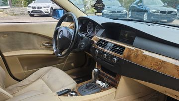 BMW 523 - 11