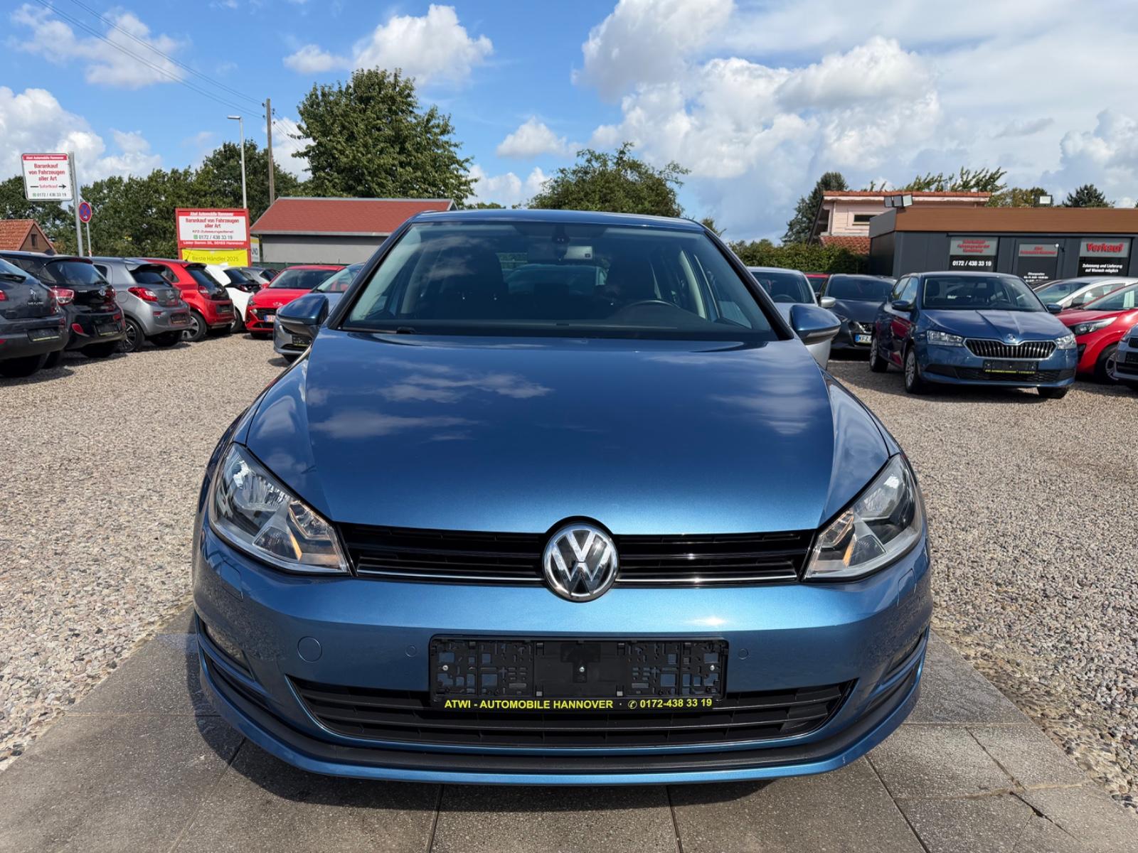 Volkswagen Golf VII Lim. Trendline BMT Sport Lenkrad