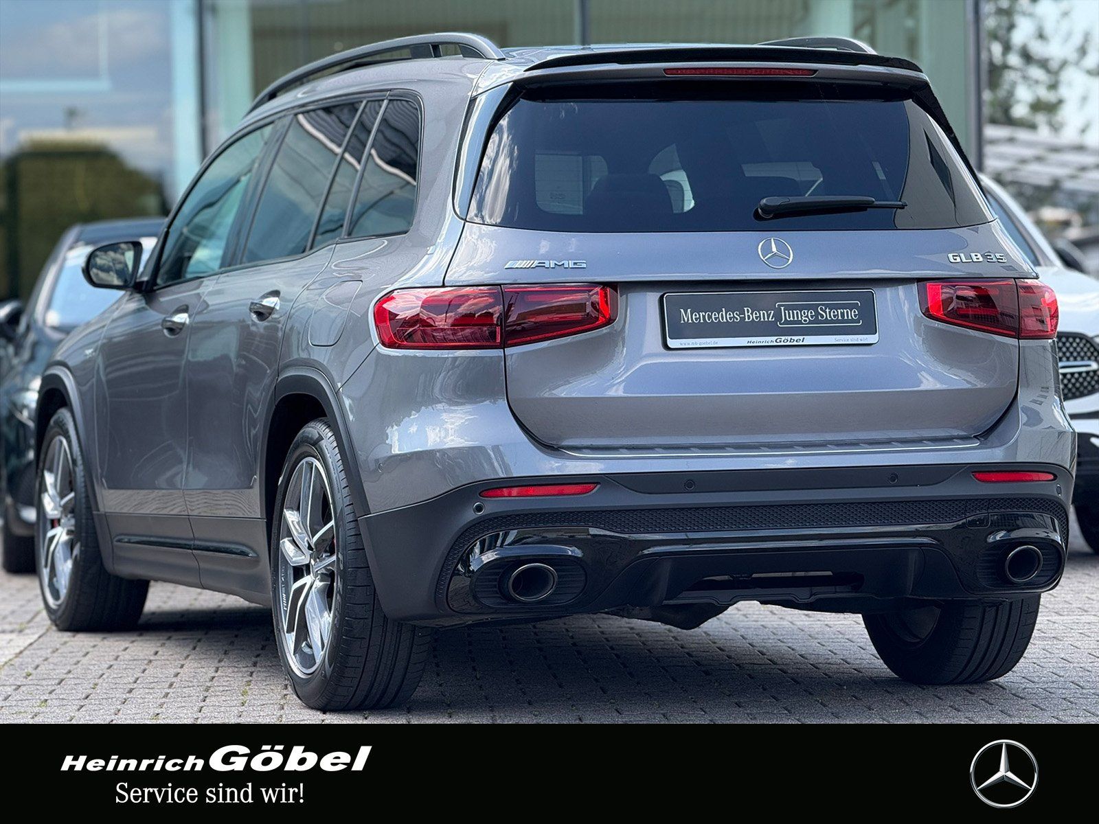 Fahrzeugabbildung Mercedes-Benz AMG GLB 35 4M*PREMIUM*PANO*AHK*MEMORY-SITZE