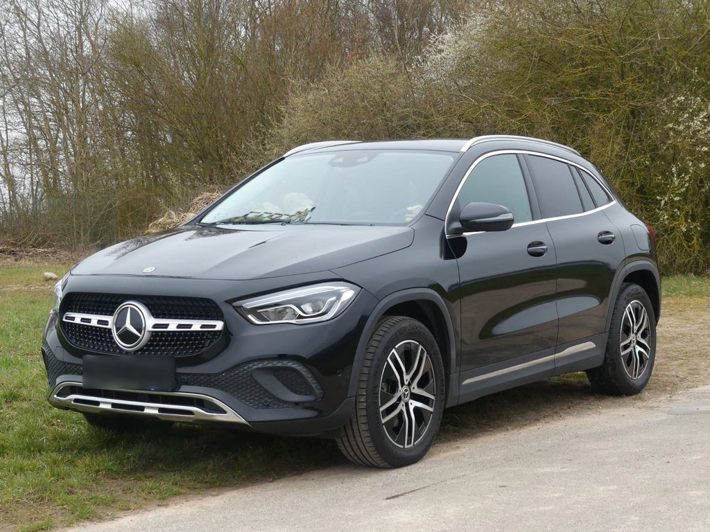 Image of Mercedes-Benz GLA 180