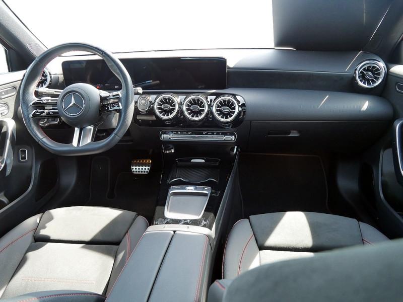 Mercedes-Benz A 250 e Limousine AMG NIGHT MEMO MULTI 360 AHK