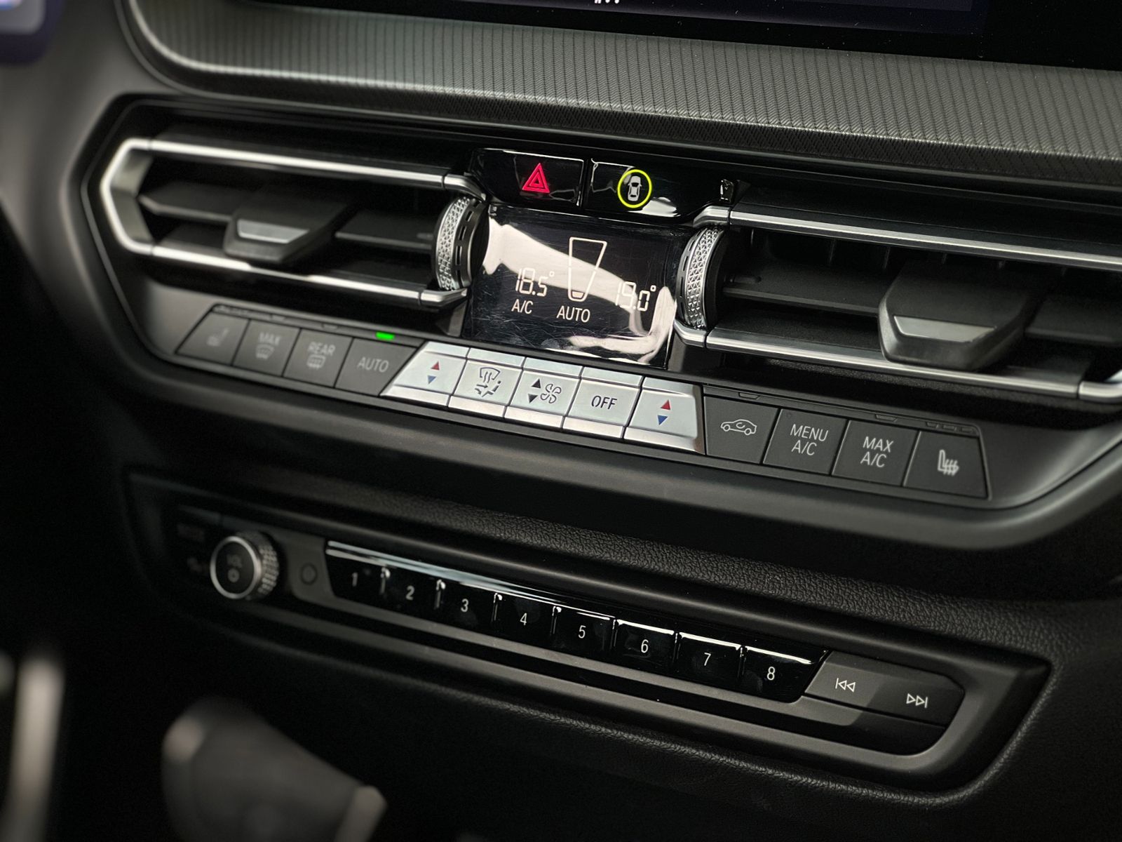 Fahrzeugabbildung BMW 120 i M Sport PDC KLIMA LED NAVI SHZ
