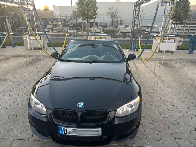 BMW 330i Cabrio M Sport, Individuallack, Vollausst.