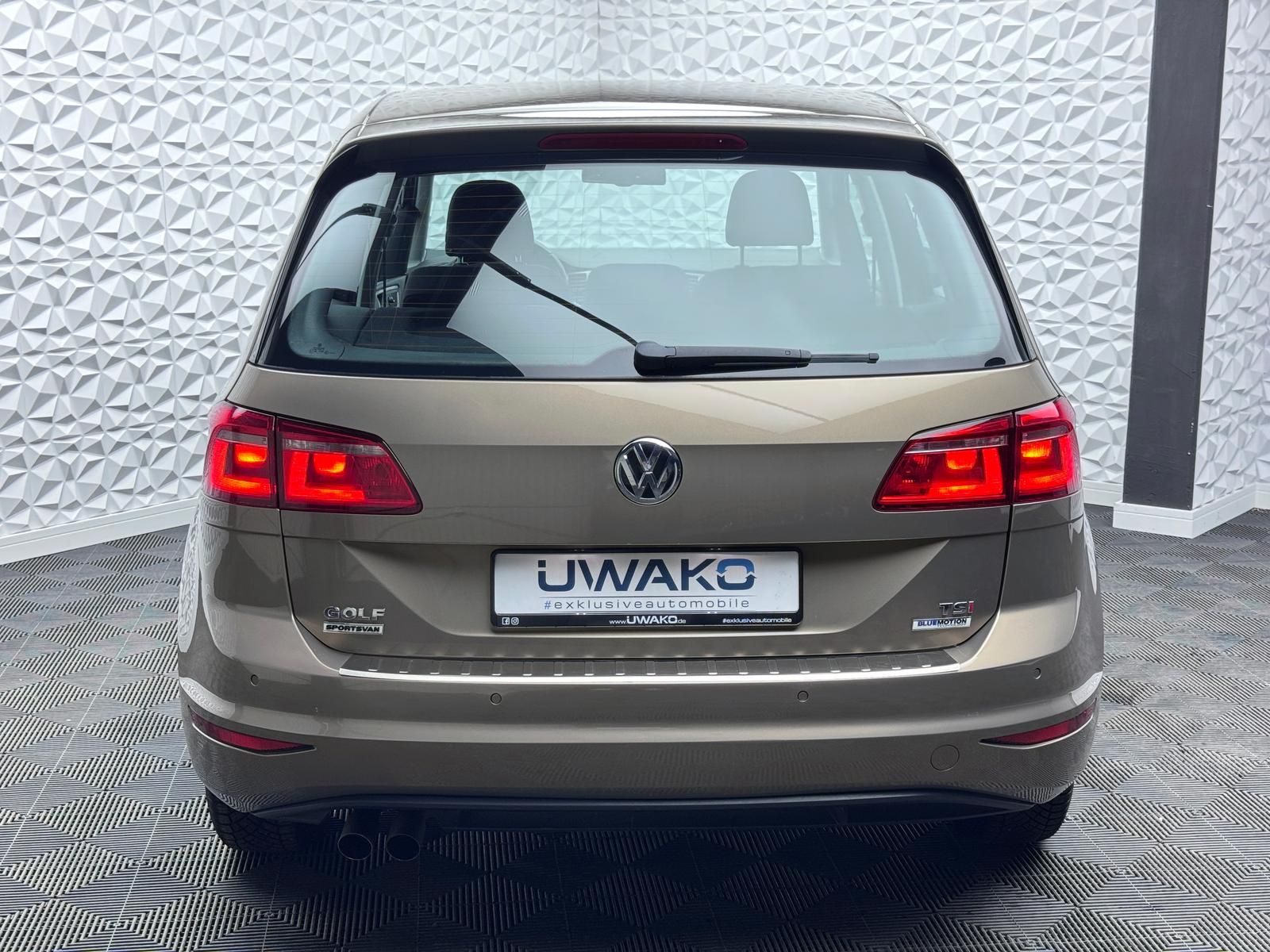 Fahrzeugabbildung Volkswagen 1.4 TSI/COMFORTLINE/SITZHZG/PDC/ALLWETTER/MASSGE