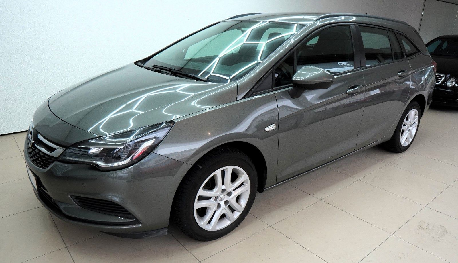 Fahrzeugabbildung Opel Astra K Sports Tourer Edition *Autom*Navi*