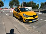 Renault Unikat Renault Clio 4 RS Trophy - Renault Clio in Bonn