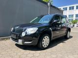 Skoda Yeti / EURO-5 / AHK / SCHECKEHEFT - Skoda Yeti in Stuttgart