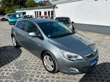 Opel Astra J Lim. Design Edition - Benzin, Garantie