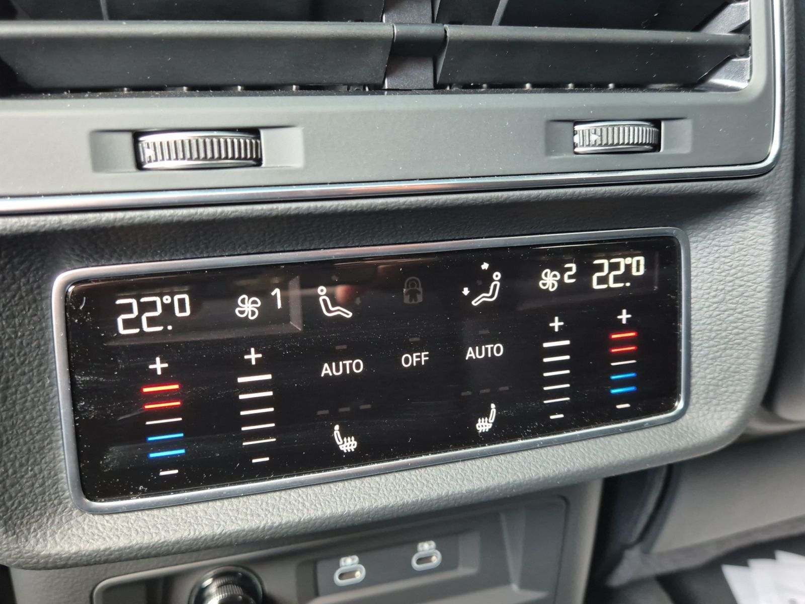Audi RSQ8 - Bild 26
