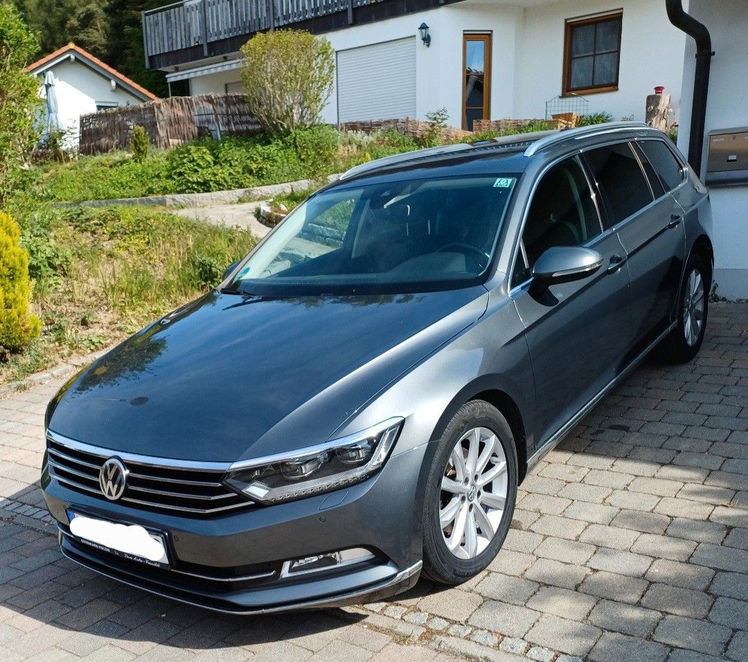 VW Passat Variant 2.0 TDI AHK,Massage Sitz ....