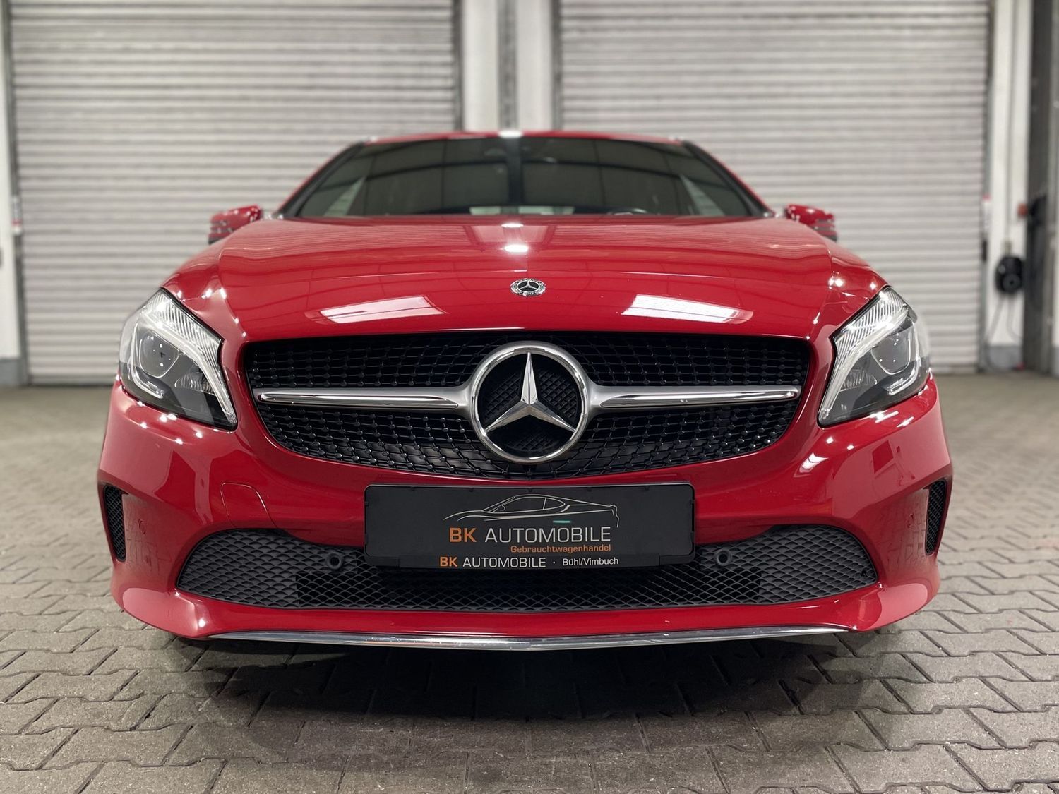 Fahrzeugabbildung Mercedes-Benz A 180 Urban #Sport#LED#Tempo.#Leder