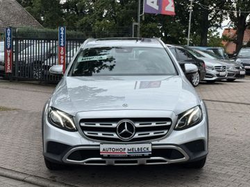Mercedes E 220 - 2