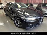 Alfa Romeo Giulia 2.2 JTDM Super 8fach Spur Bi-Xenon DAB - schwarze Alfa Romeo Giulia