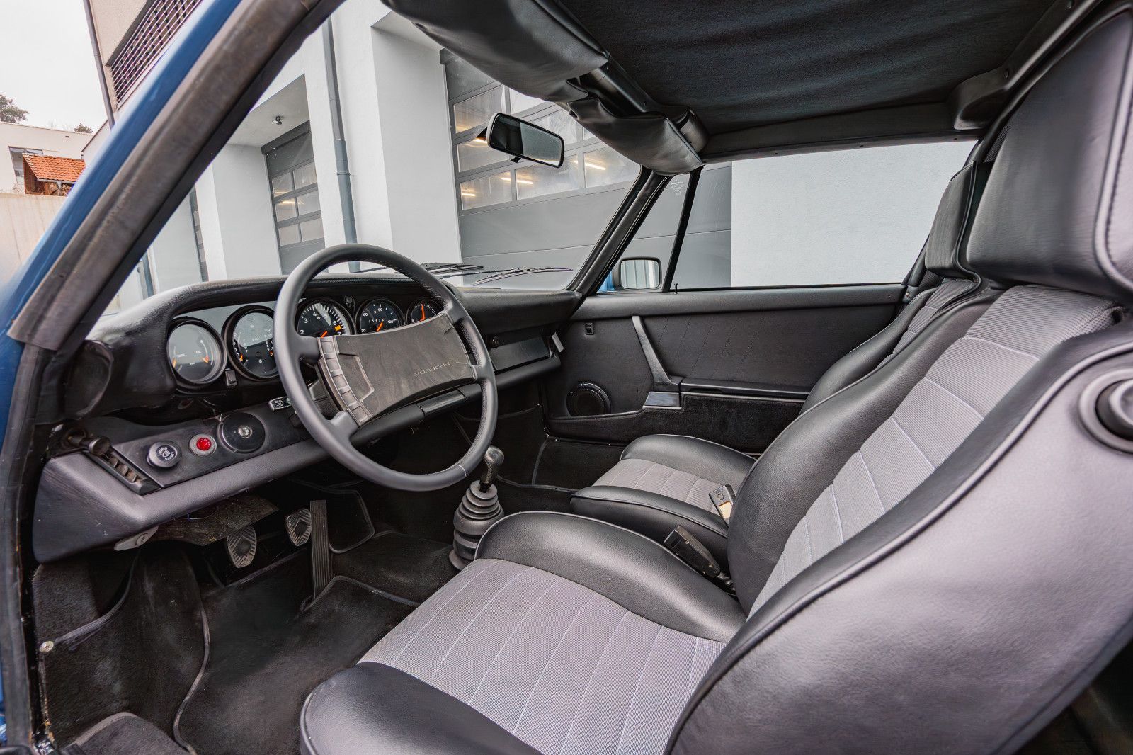 Porsche 911 – pogled 10
