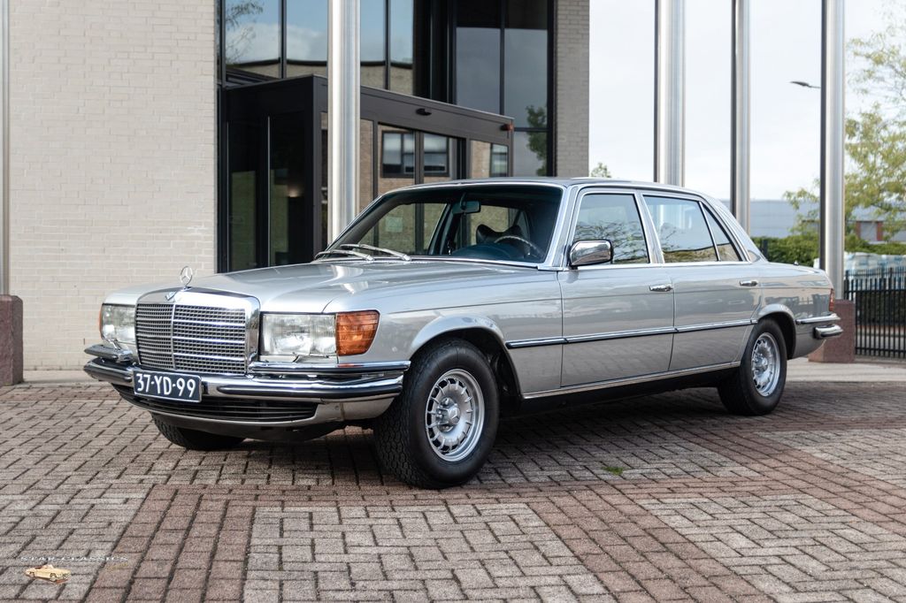 Mercedes-Benz 450