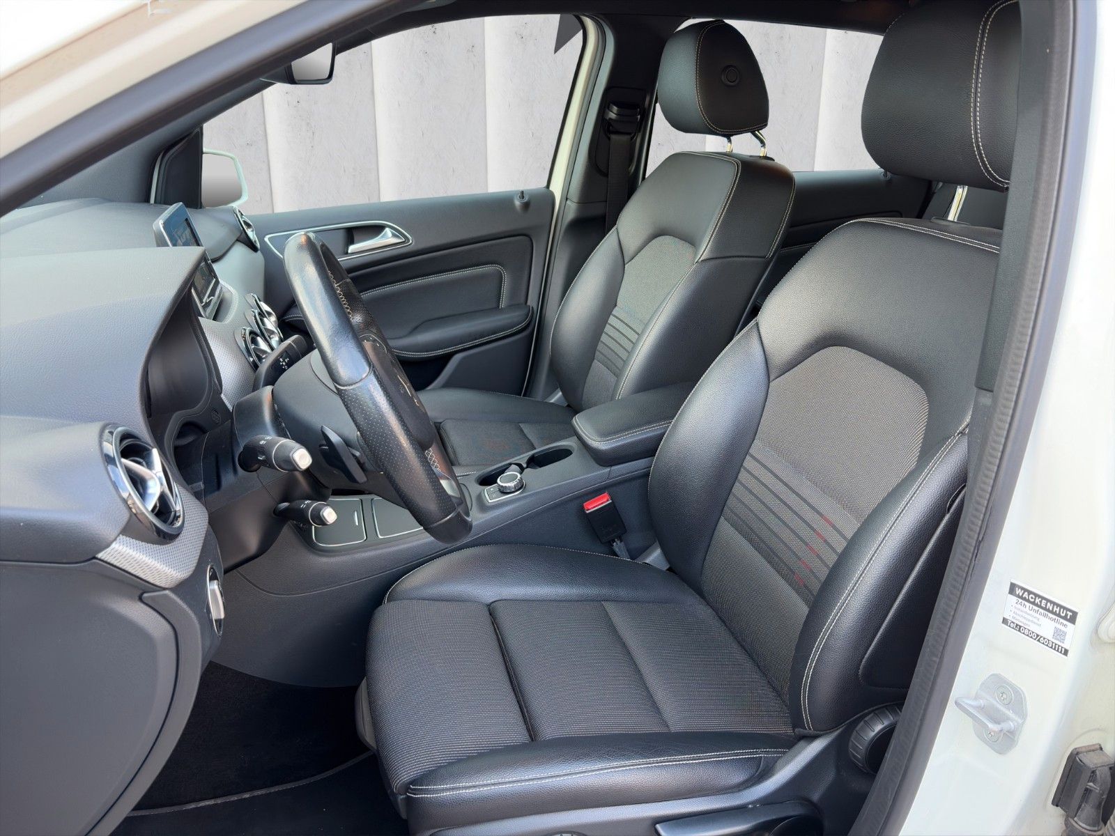 Fahrzeugabbildung Mercedes-Benz B 180 d*LED*SHZ*PDC*Kamera**