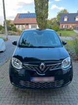 Renault Twingo Electric Vibes - Renault Twingo Gebrauchtwagen in Aachen