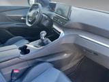 Peugeot 3008 PureTech 130 Stop & Start GPF Allure Pack - Peugeot Tageszulassungen mit Benzin-Antrieb