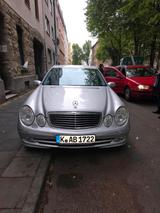 Mercedes-Benz Mercedes E200 Kompresor - Mercedes-Benz E 200 mit LPG-Antrieb
