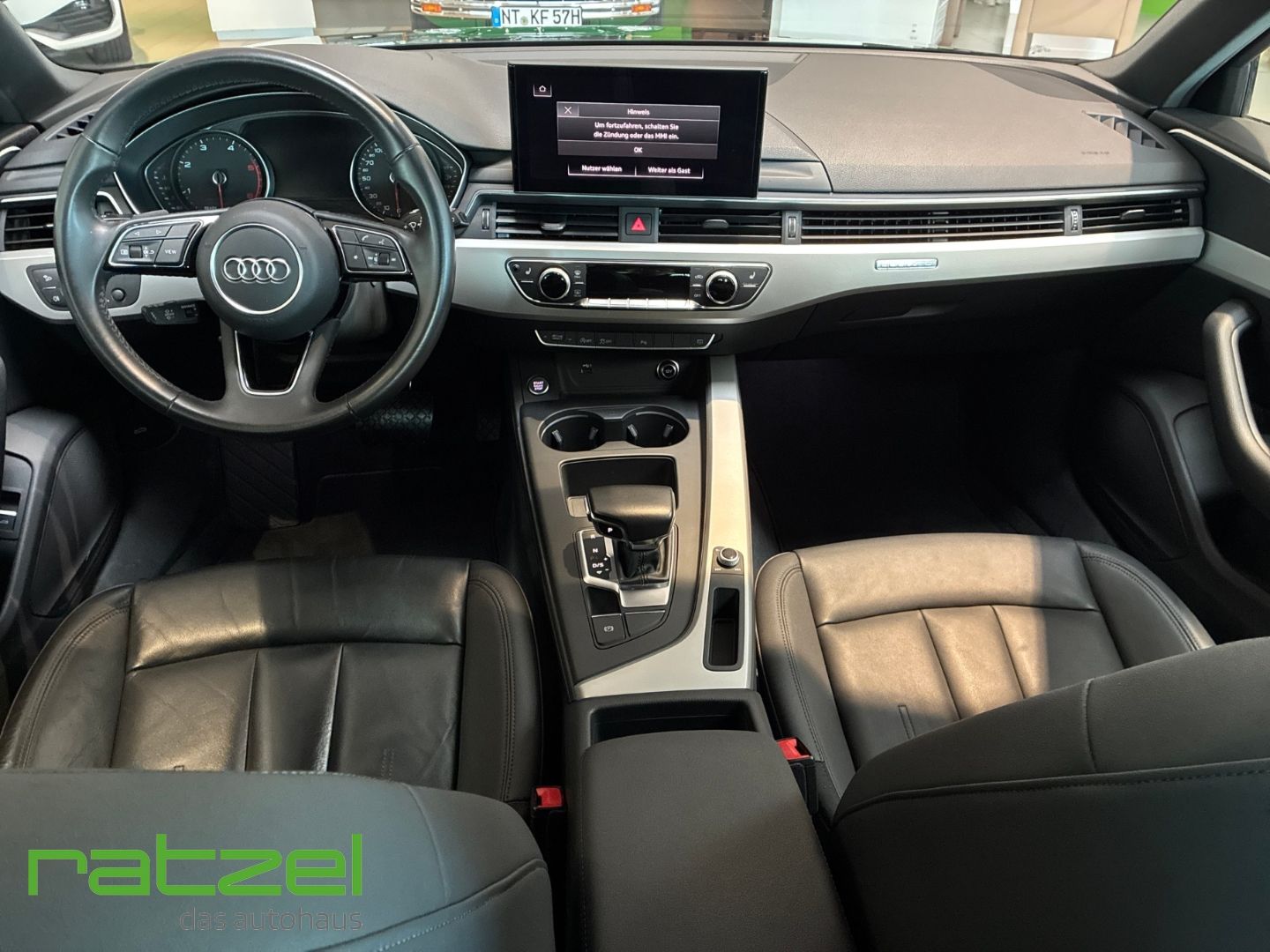 Fahrzeugabbildung Audi A4 Avant 40 2.0 TDI quattro advanced AHK+Navi Me