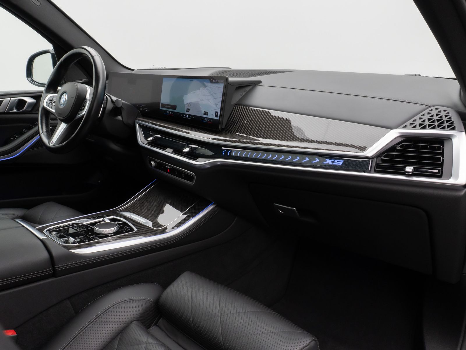 Fahrzeugabbildung BMW X5 xD50e M Sport Pro Pano 360°HUD DAB H/K SoftCl