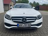 Mercedes-Benz E 220 d T  Avantgarde+Distro+Beam+stndhz+Fahras.