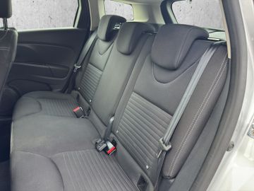 Renault Clio IV Grandtour Limited 1.2 16V 75