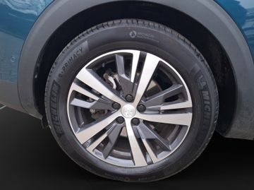 Peugeot 3008 Allure Pack 1.2 PureTech 130 Kam.+KeyLess