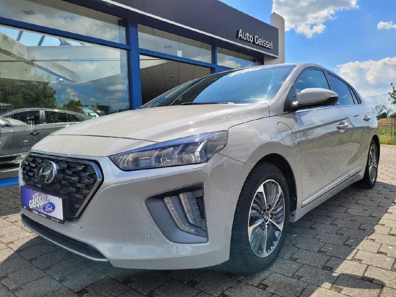 Hyundai Ioniq Prime Plug-In Hybrid Sitzbelüftung Leder