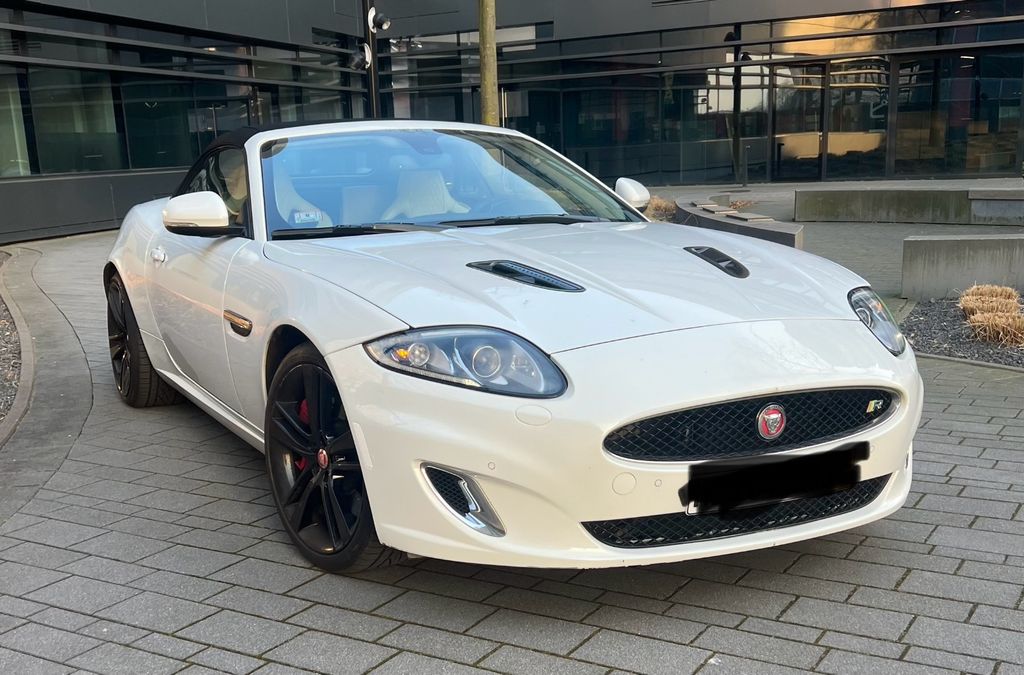 Jaguar XKR