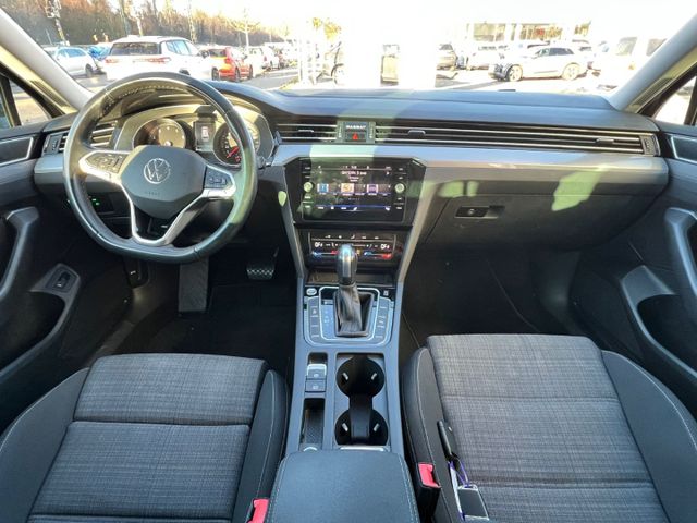 Passat Variant Business 1.5TSI DSG Navi*ACC*AHK!