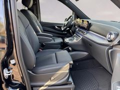 Fahrzeugabbildung Mercedes-Benz V300d 4M EXCLUSIVE extralang LUX-SITZE AIRMATIC