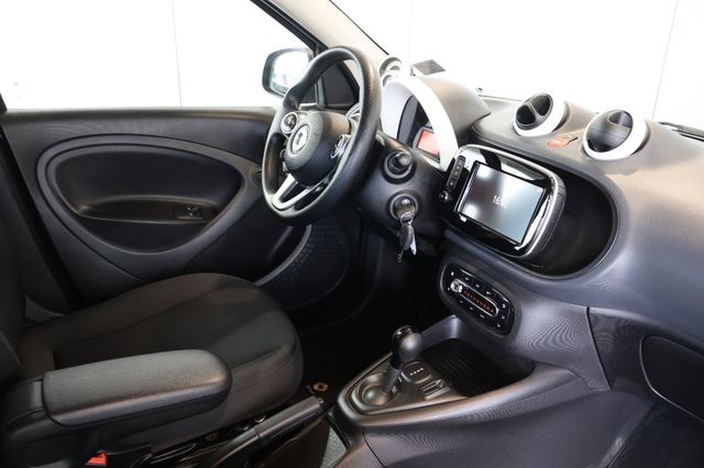 Smart ForFour EQ NAVI+PDC+SITZHZG+PDC+ALU