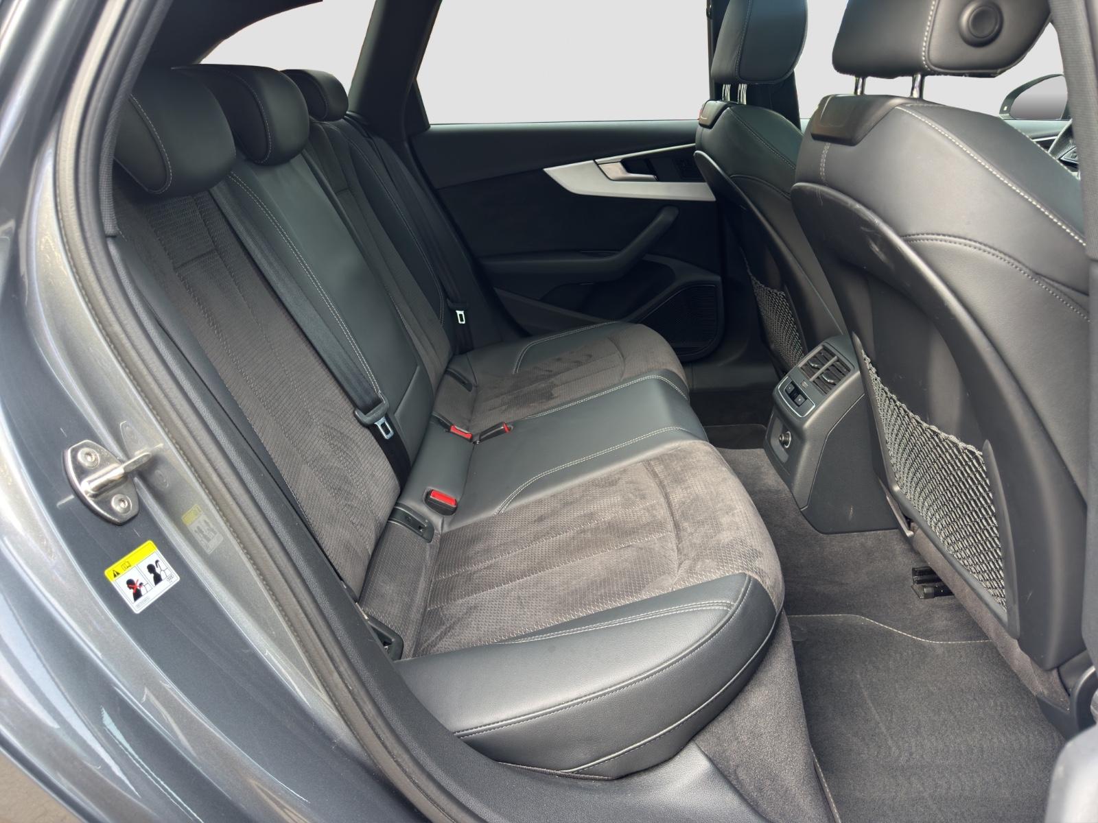 Audi A4 Avant quattro sport 2.0 * 252 PS * S-Tronic *