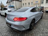 Mercedes-Benz C 400 4M AMG NIGHT PANO TOTW LED KAM - silberne Mercedes-Benz C 400