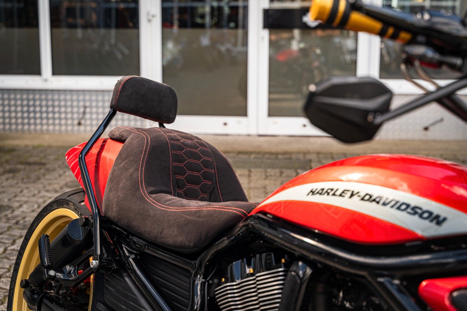 Fahrzeugabbildung Harley-Davidson VRSCDX Night Rod Special - Airride-