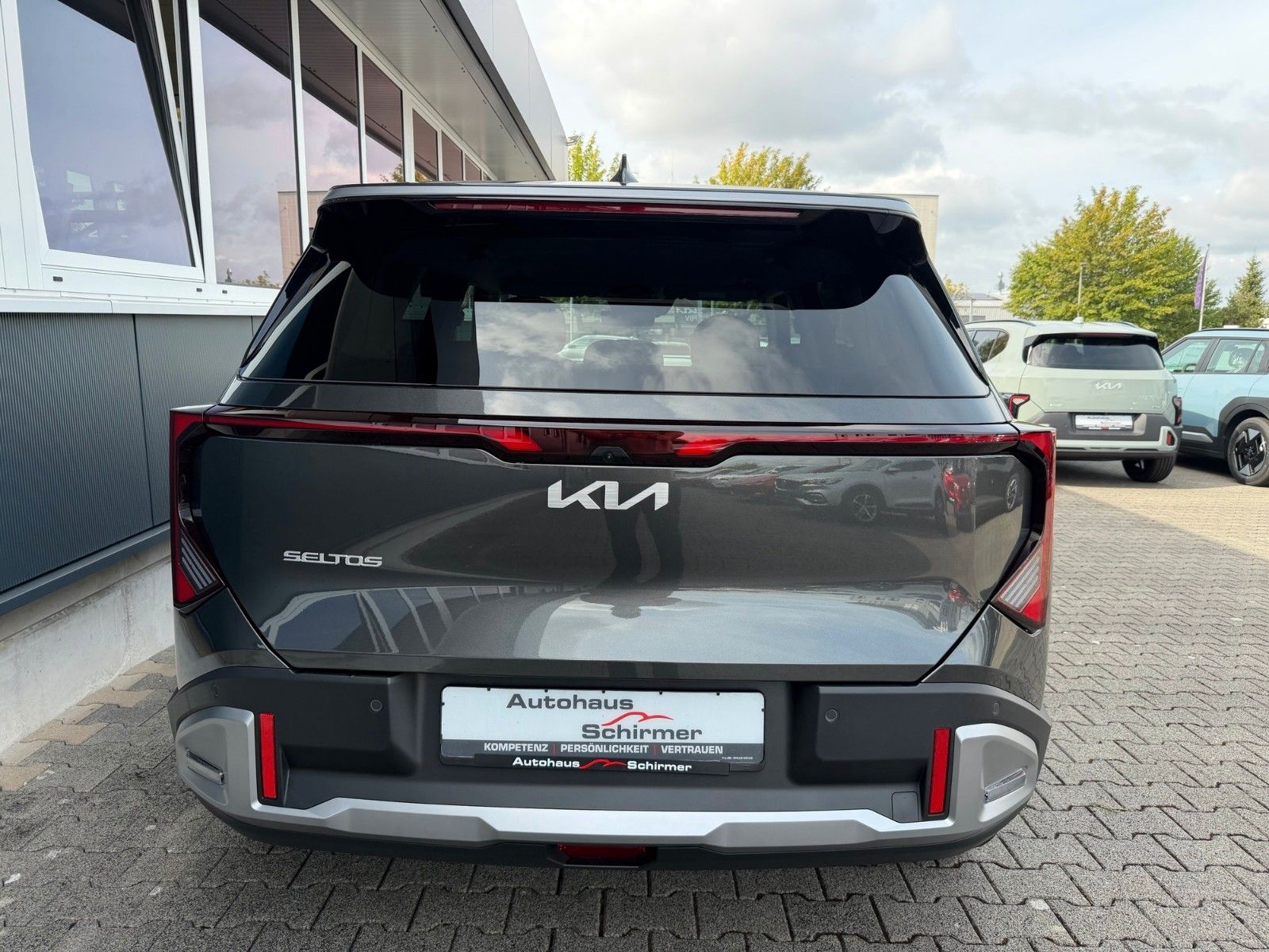 Fahrzeugabbildung Kia Seltos 1.6T 180 DCT SPIRIT DRIVE