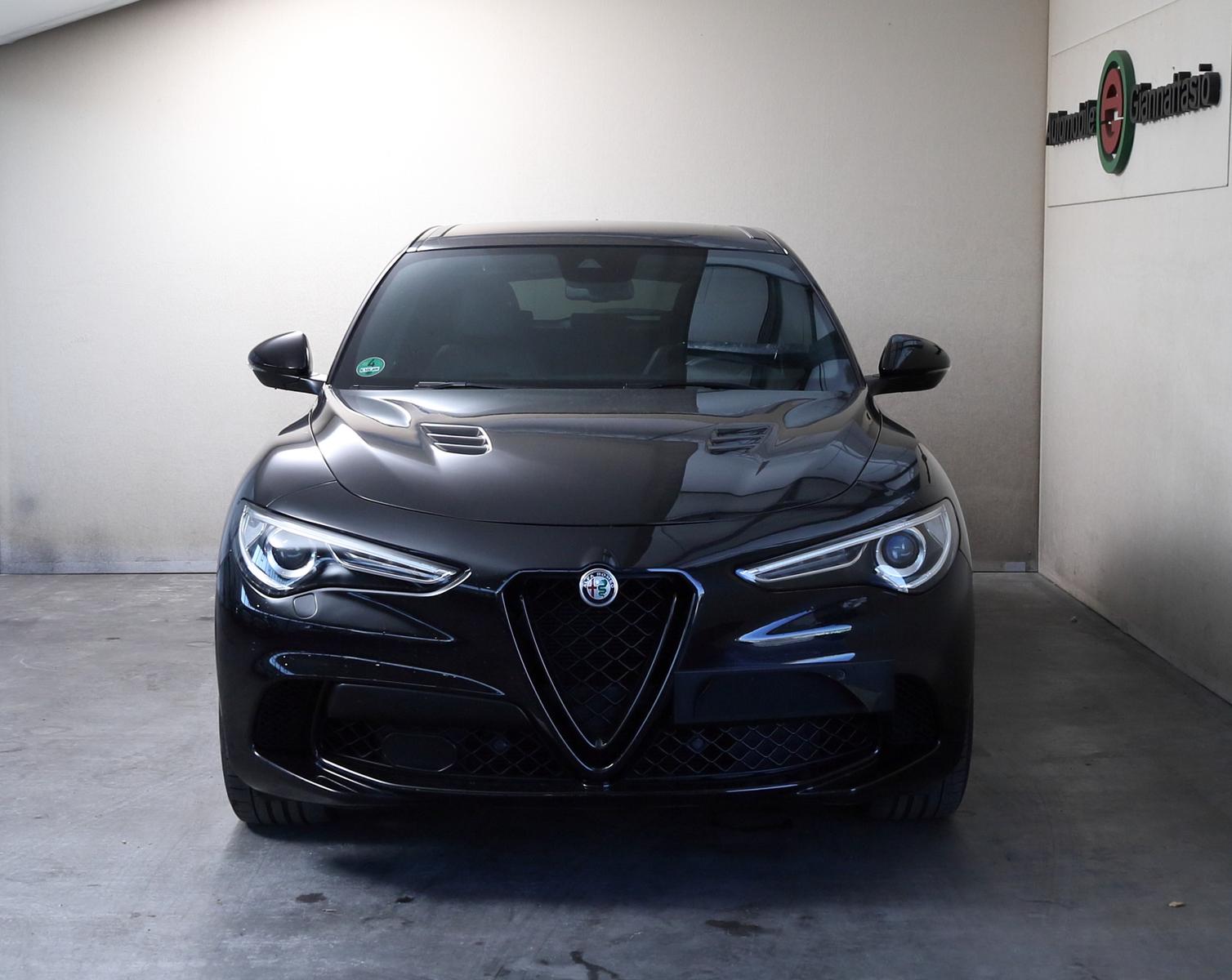 Alfa Romeo Stelvio Quadrifoglio Q4*1.Hand*Panorama*ACC
