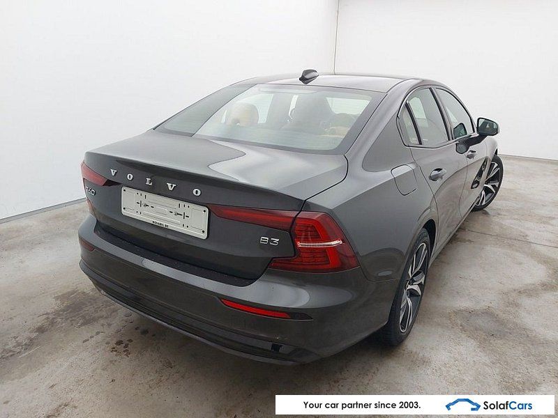 Volvo V60 2.0 B3 MHEV Plus Aut. LED Harman Virtual Cr imagem 3
