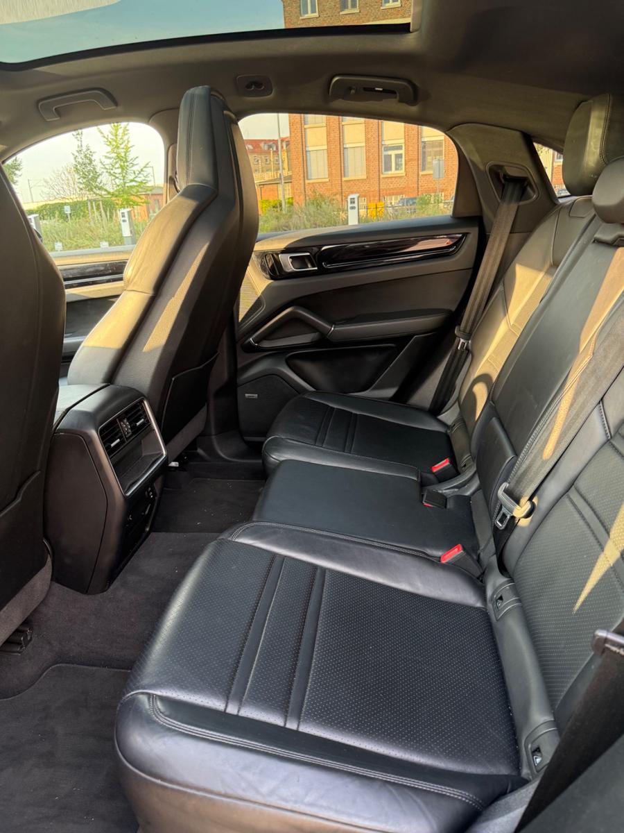 Porsche Cayenne 3.0 V6 Tiptronic -