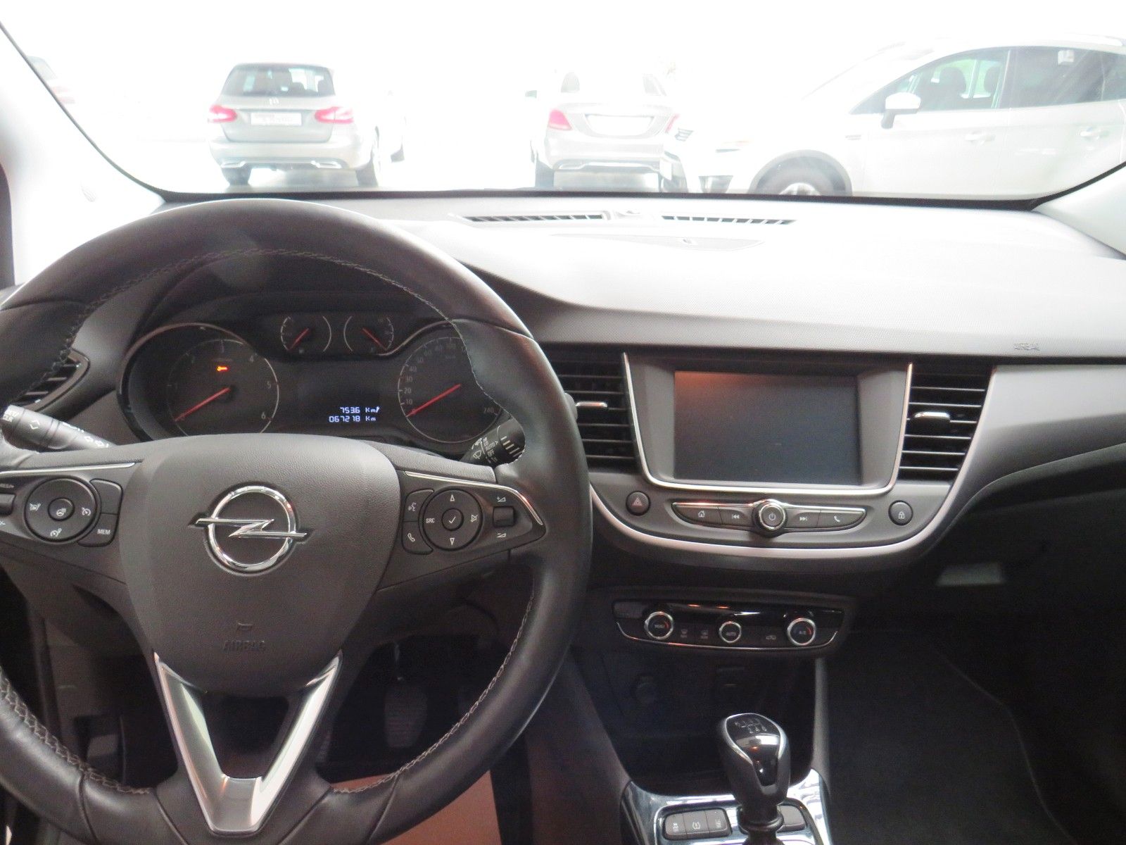 Fahrzeugabbildung Opel Crossland (X)*Spur*Klimaauto*Sitz+Lenkrad beheiz